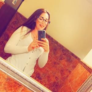 Meet your Posher, Loretta